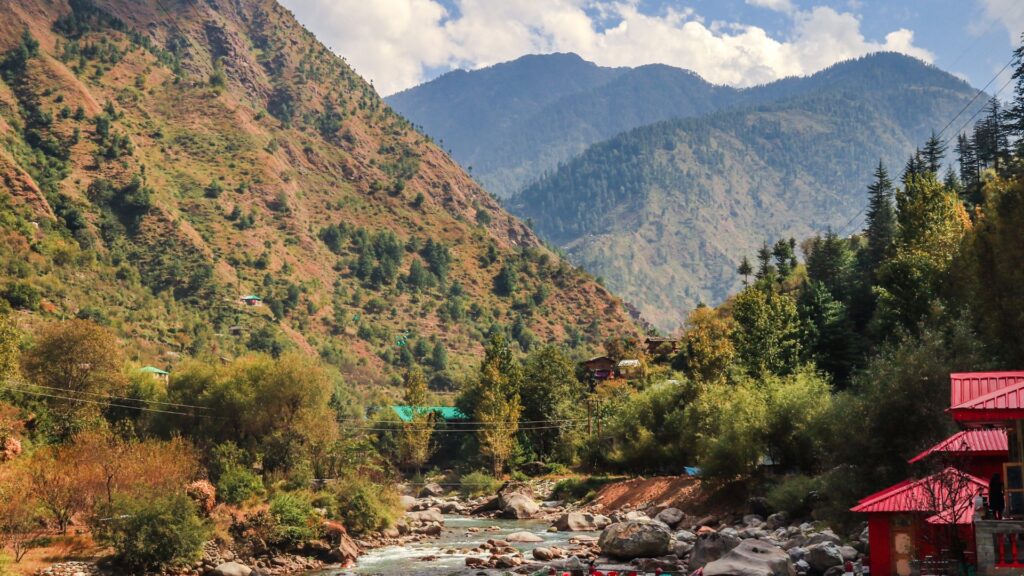 Go Nearest Hill Stations From Delhi With Travels Guru India 